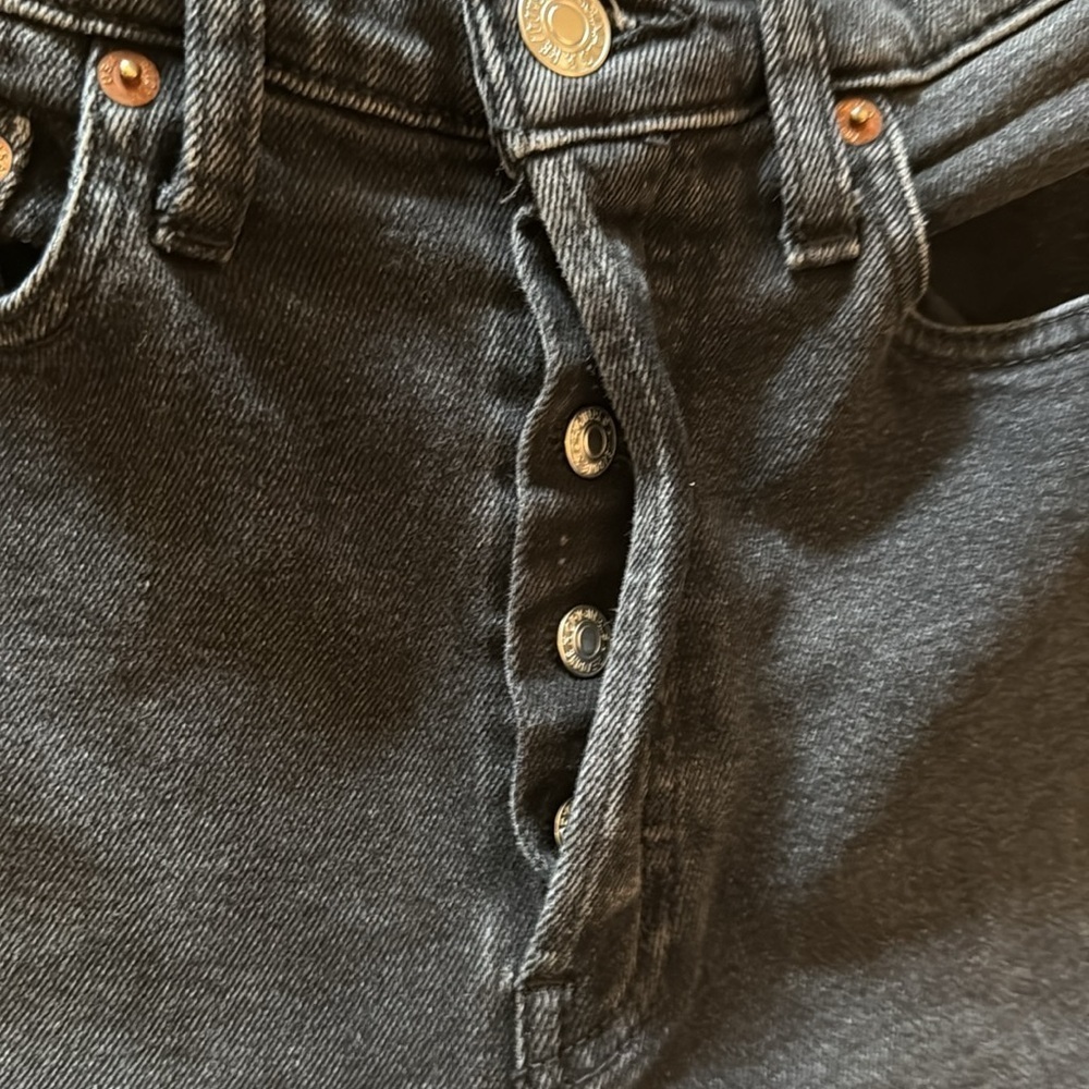 Re/Done sz 26 button fly Black Denim Jeans raw edge great pre owned condition - Picture 4 of 7